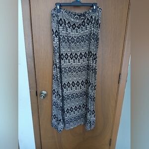 Patterned Women's Skirt